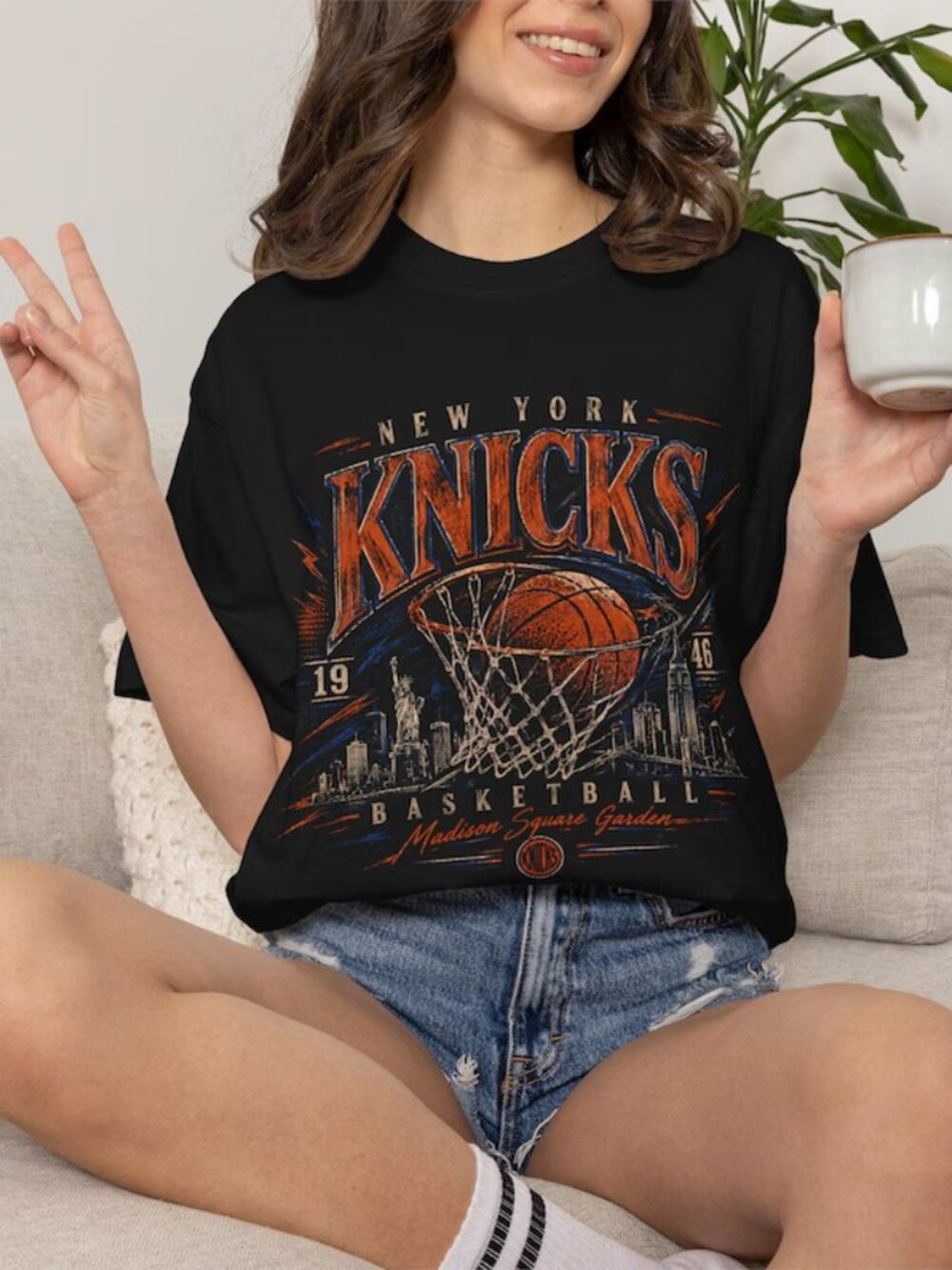 New York Knicks Graphic Basketball T-shirt